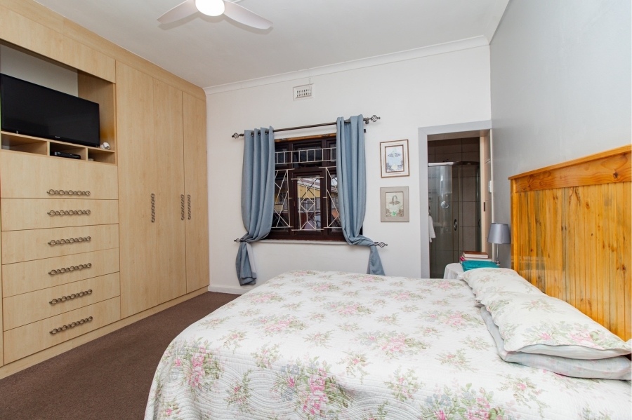 3 Bedroom Property for Sale in Goodwood Estate Western Cape
